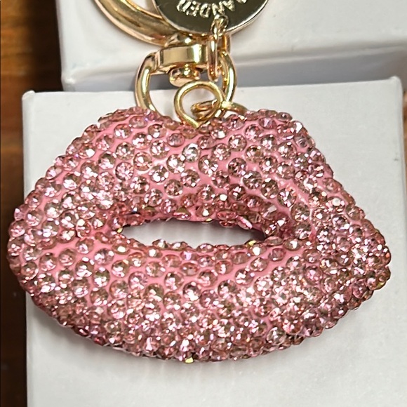 Pink/red/silver Rhinestone Lip bag charm/Keychain - Picture 6 of 10